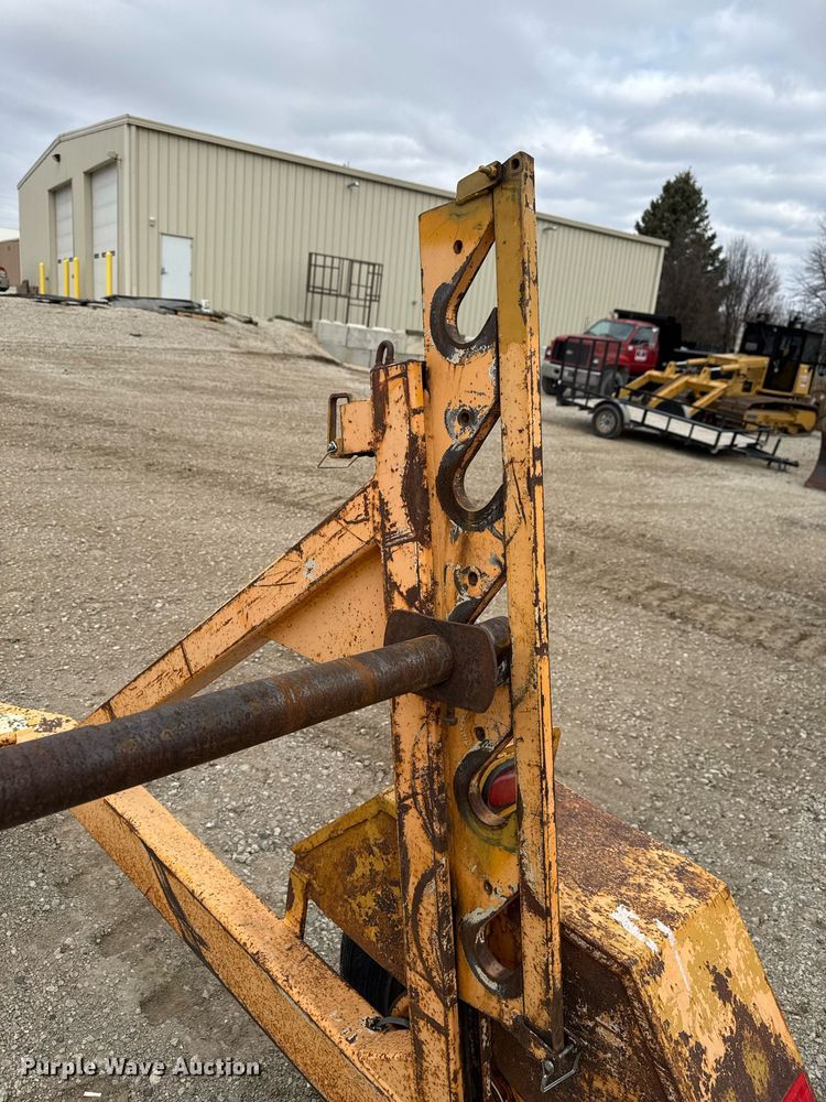 image for item EM3712 2001 Slabach Enterprises Wheel Reeler I-85 reel trailer