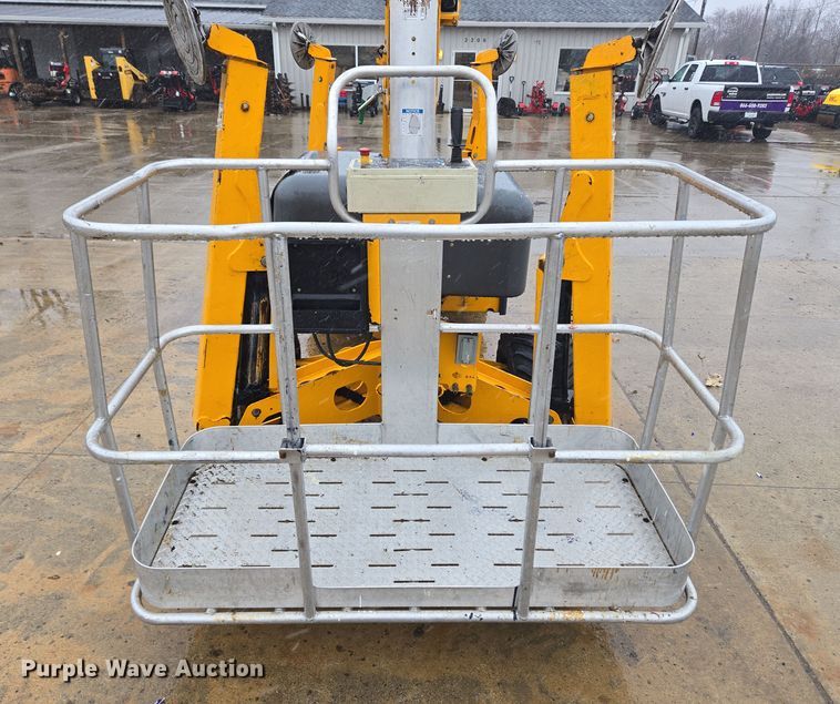 image for item EM6008 2018 Haulotte 55XA boom lift