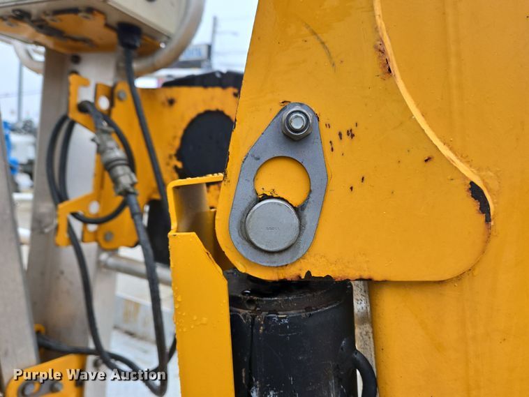 image for item EM6008 2018 Haulotte 55XA boom lift