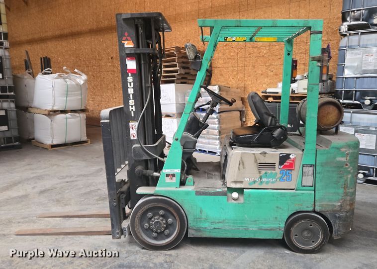 image for item EM6009 Mitsubishi FGC25 forklift
