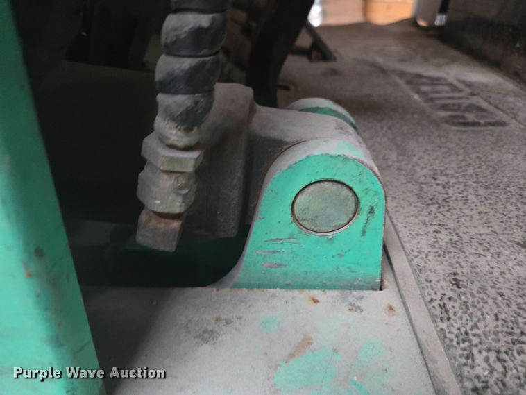 image for item EM6009 Mitsubishi FGC25 forklift