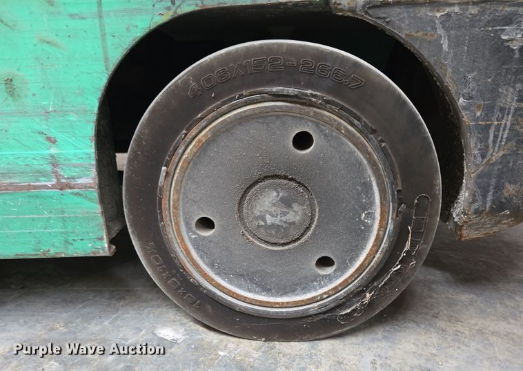 image for item EM6009 Mitsubishi FGC25 forklift