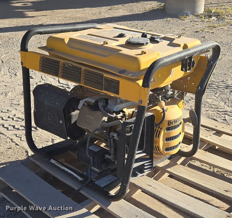 image for item EN3554 Dewalt PMC168000 generator