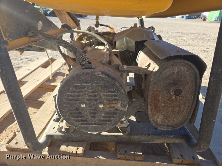 image for item EN3554 Dewalt PMC168000 generator