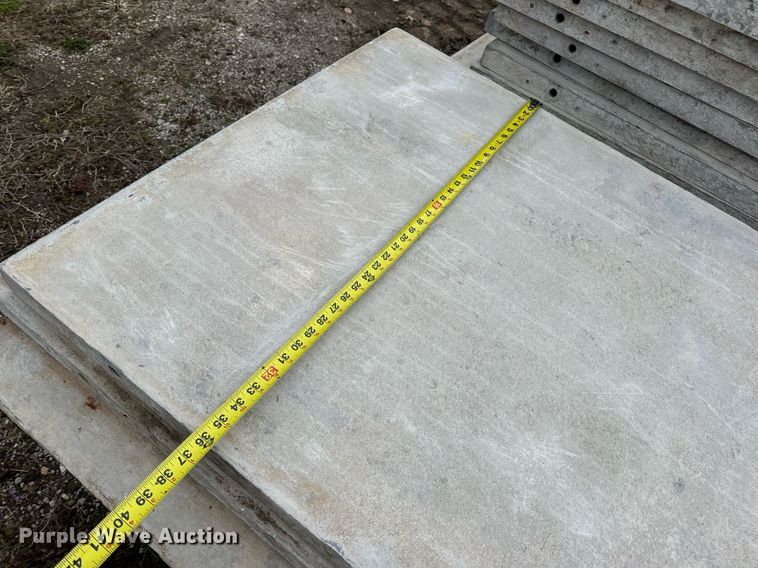 image for item EN5207 Concrete forms