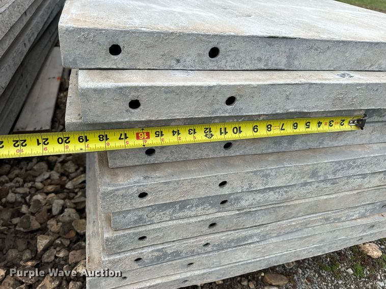 image for item EN5207 Concrete forms