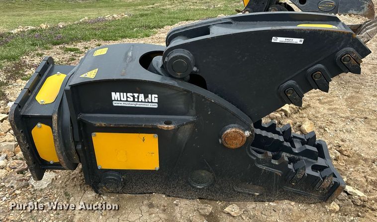 image for item EN5213 2024 Mustang RH20 hydraulic pulverizer