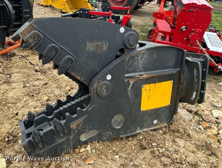 image for item EN5213 2024 Mustang RH20 hydraulic pulverizer