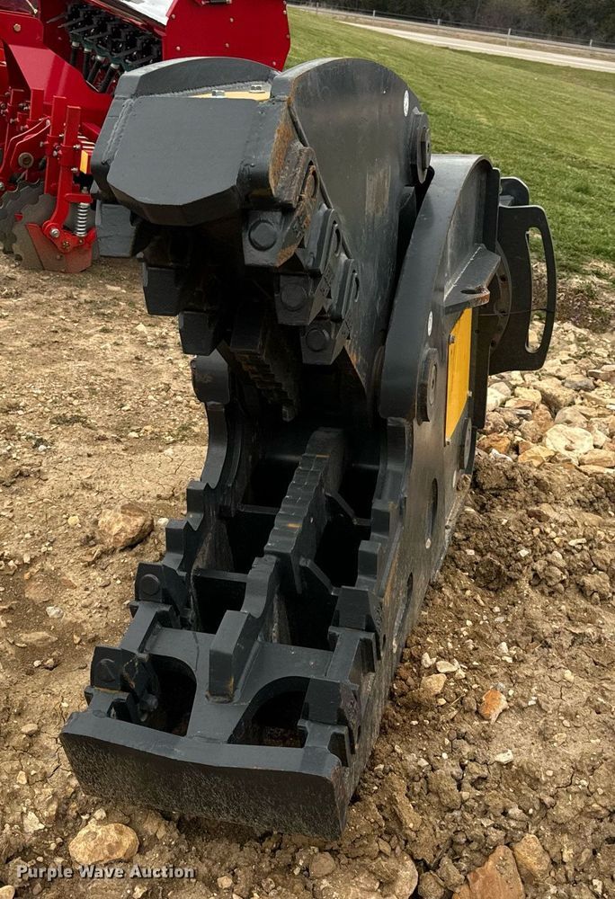 image for item EN5213 2024 Mustang RH20 hydraulic pulverizer