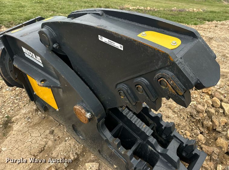 image for item EN5213 2024 Mustang RH20 hydraulic pulverizer