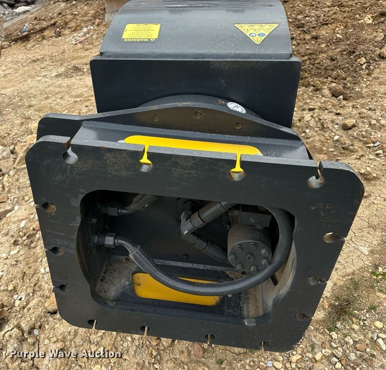 image for item EN5213 2024 Mustang RH20 hydraulic pulverizer