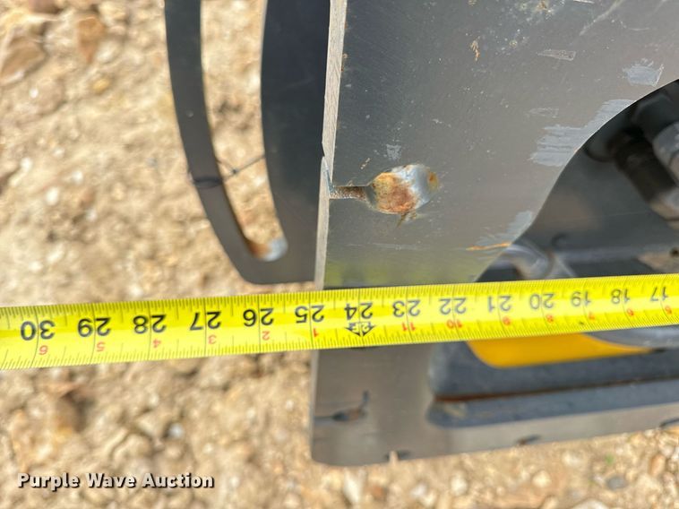 image for item EN5213 2024 Mustang RH20 hydraulic pulverizer