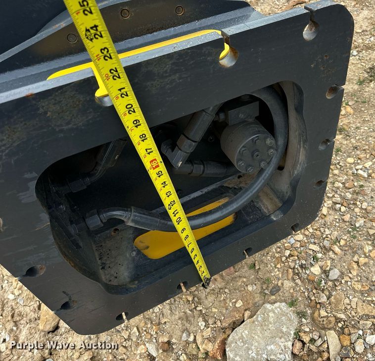 image for item EN5213 2024 Mustang RH20 hydraulic pulverizer