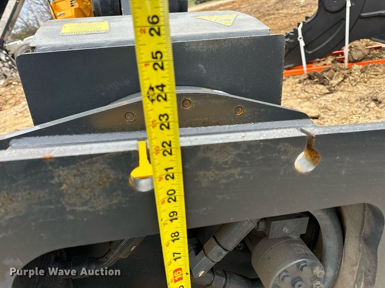 image for item EN5213 2024 Mustang RH20 hydraulic pulverizer