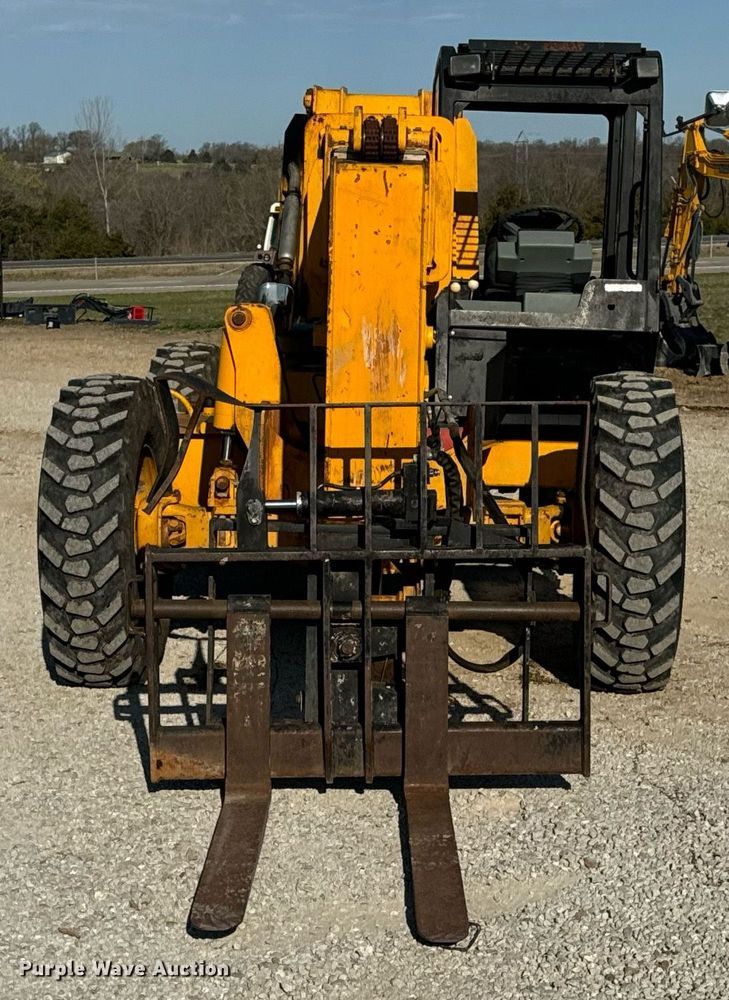 image for item EN5231 2004 JCB 508C telehandler