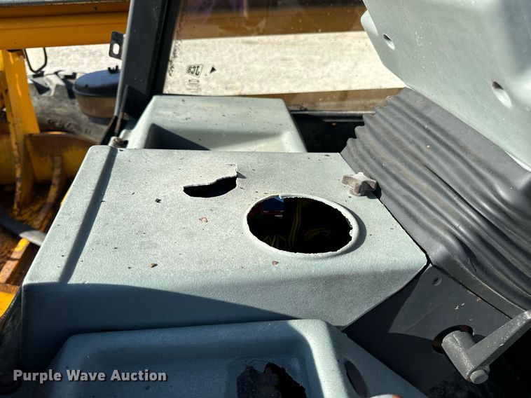 image for item EN5231 2004 JCB 508C telehandler