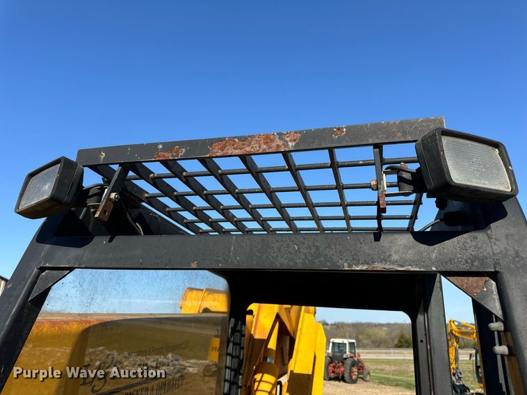 image for item EN5231 2004 JCB 508C telehandler