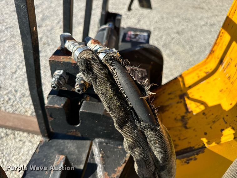 image for item EN5231 2004 JCB 508C telehandler