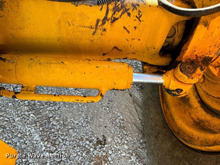 image for item EN5231 2004 JCB 508C telehandler