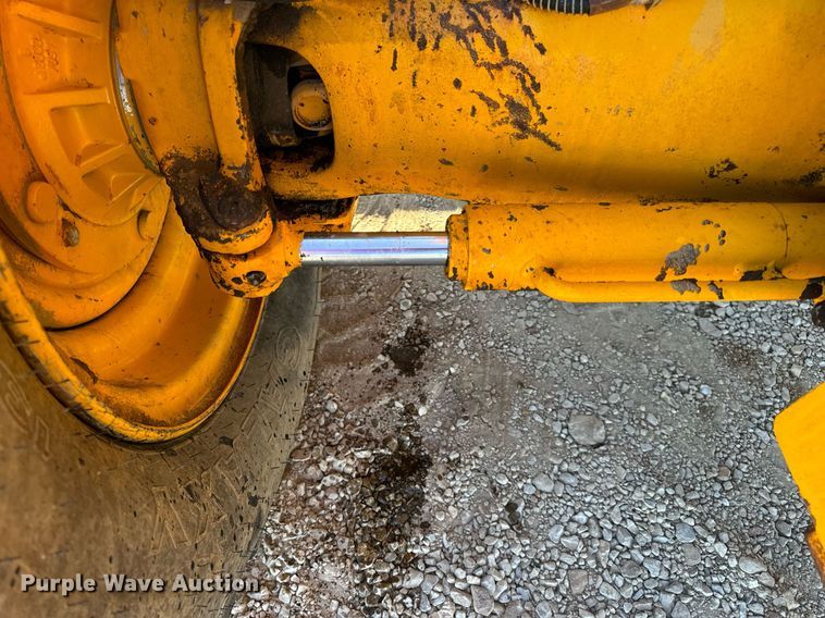 image for item EN5231 2004 JCB 508C telehandler