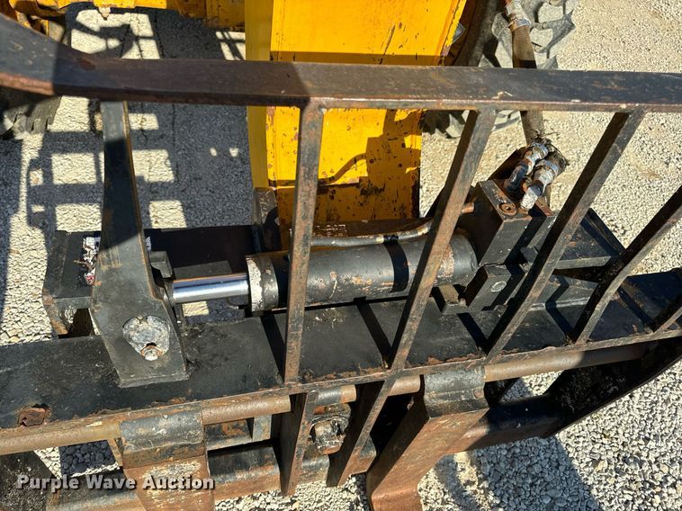 image for item EN5231 2004 JCB 508C telehandler