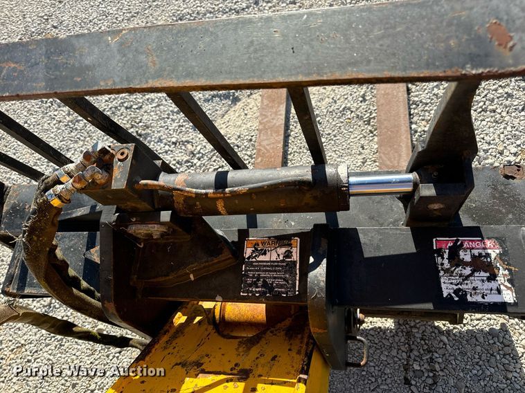 image for item EN5231 2004 JCB 508C telehandler