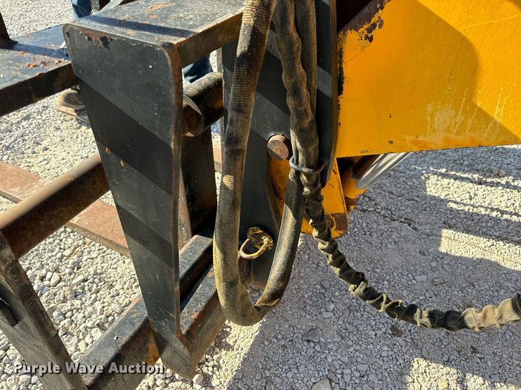 image for item EN5231 2004 JCB 508C telehandler