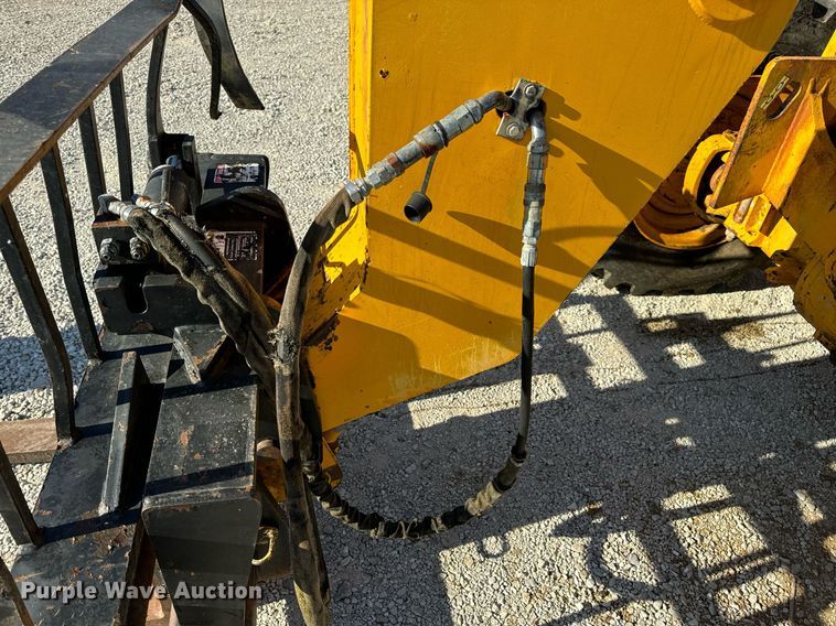 image for item EN5231 2004 JCB 508C telehandler