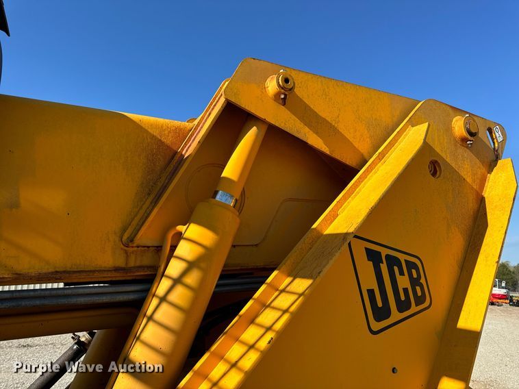 image for item EN5231 2004 JCB 508C telehandler
