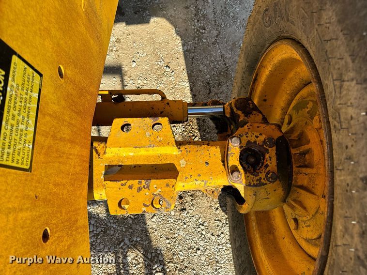 image for item EN5231 2004 JCB 508C telehandler