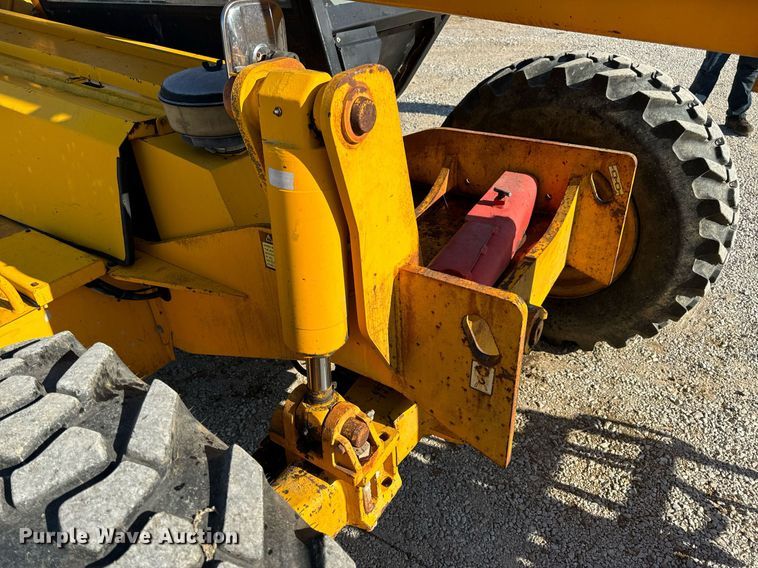 image for item EN5231 2004 JCB 508C telehandler