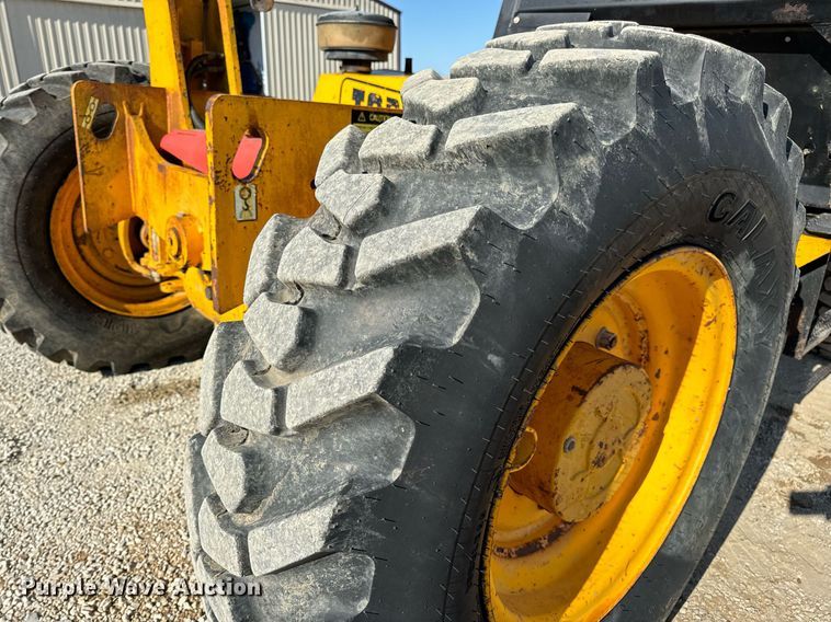 image for item EN5231 2004 JCB 508C telehandler