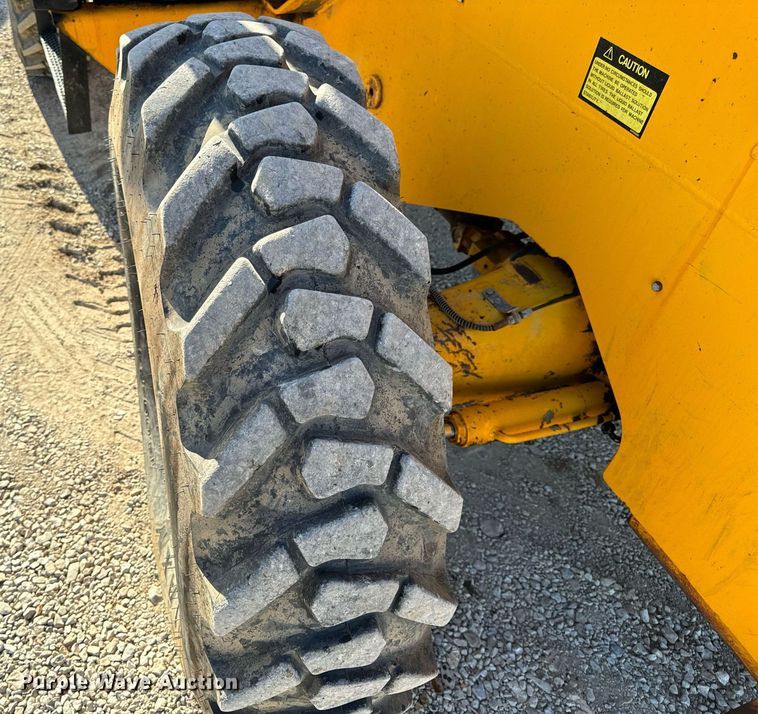 image for item EN5231 2004 JCB 508C telehandler
