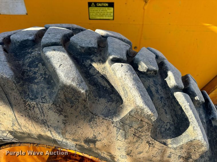 image for item EN5231 2004 JCB 508C telehandler