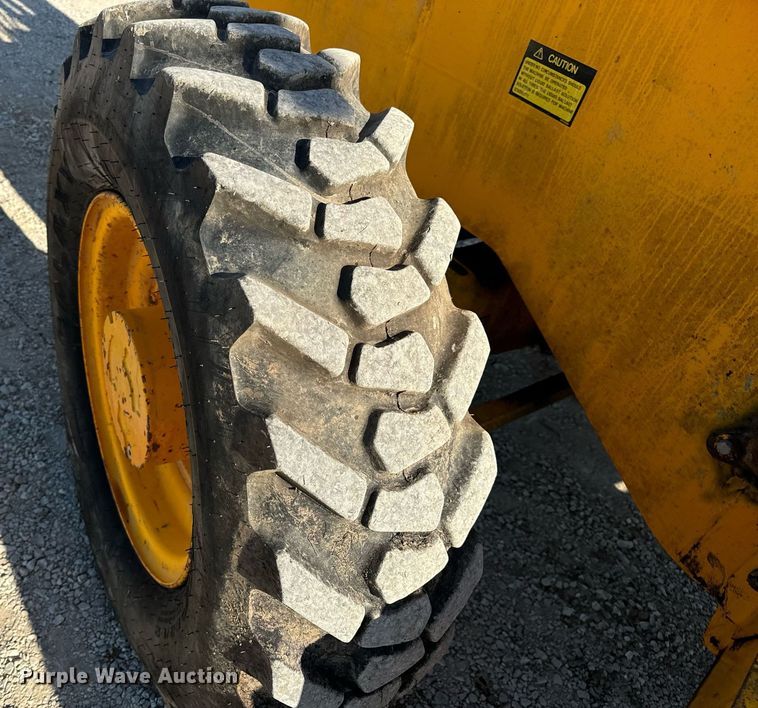 image for item EN5231 2004 JCB 508C telehandler