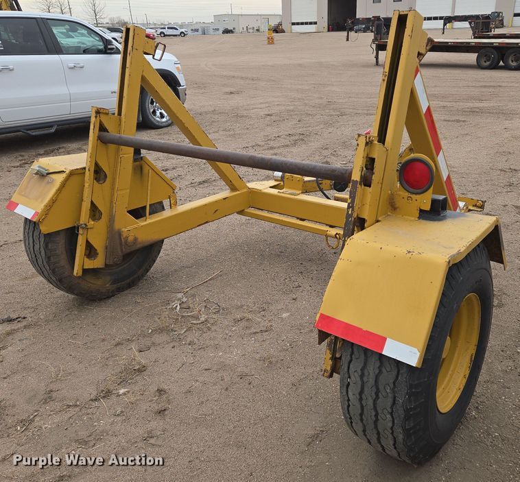 image for item EN8783 1980 Wheeler Reeler reel trailer