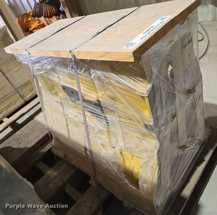 image for item EN8792 Caterpillar  3304 engine block