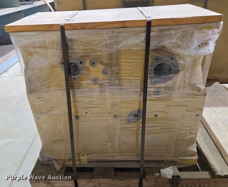 image for item EN8792 Caterpillar  3304 engine block