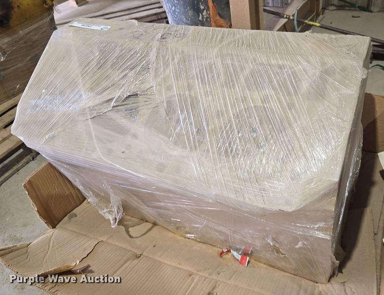 image for item EN8796 Caterpillar  3408 engine block