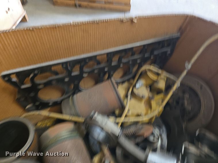 image for item EN8796 Caterpillar  3408 engine block