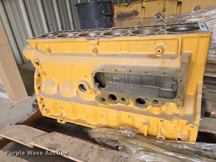 image for item EN8798 Caterpillar 3116 engine block