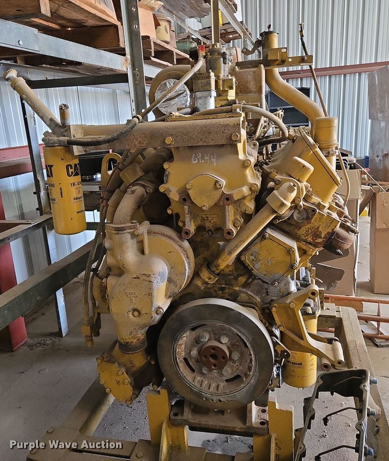 image for item EN8803 Caterpillar  engine
