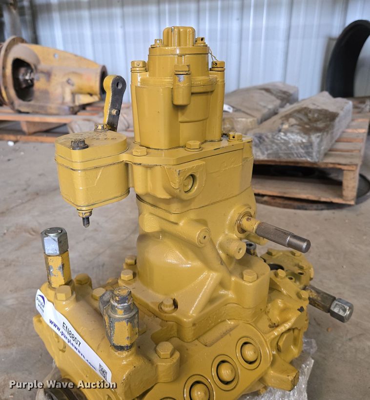 image for item EN8807 Caterpillar  3408 fuel injection pump