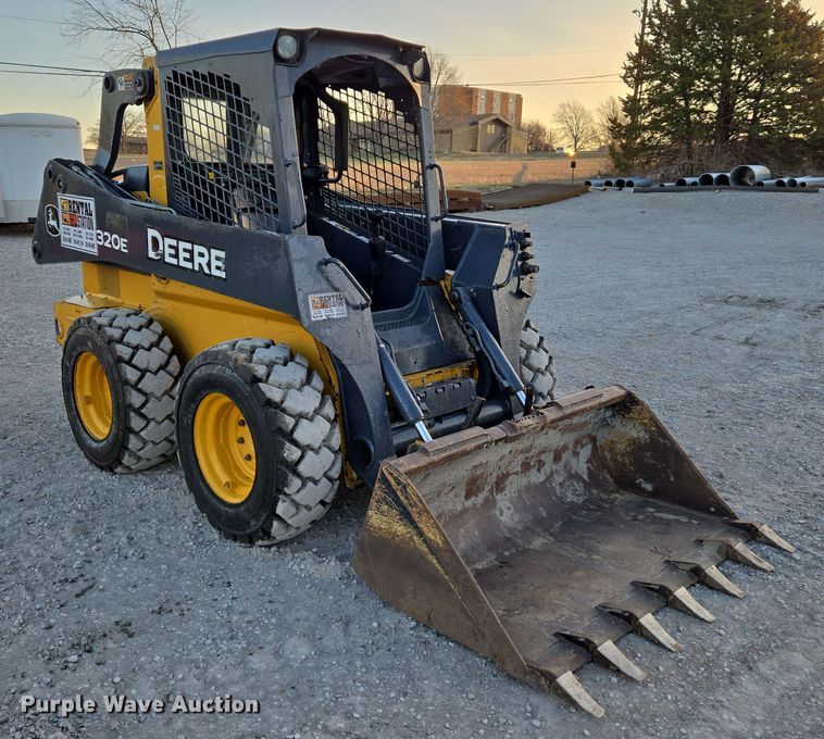 image for item EN8808 2017 John Deere 320E skid steer loader