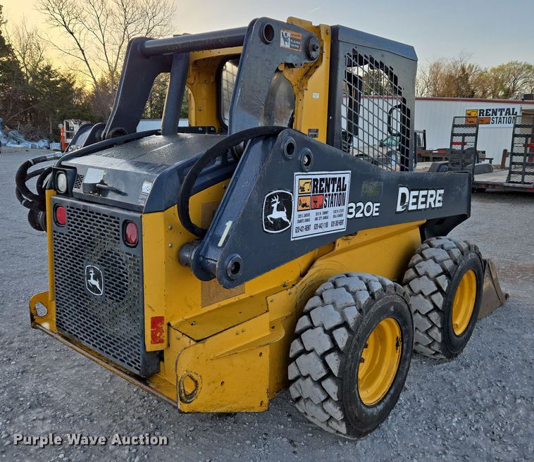 image for item EN8808 2017 John Deere 320E skid steer loader