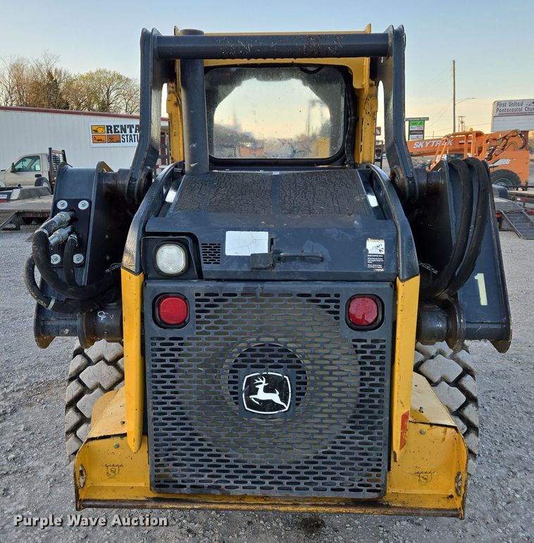 image for item EN8808 2017 John Deere 320E skid steer loader