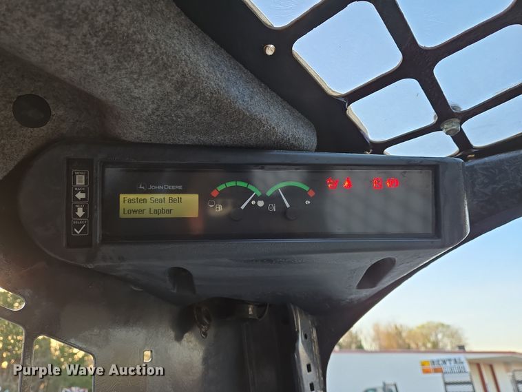 image for item EN8808 2017 John Deere 320E skid steer loader