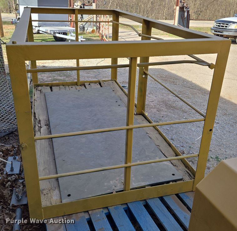 image for item EN8833 Forklift attachments