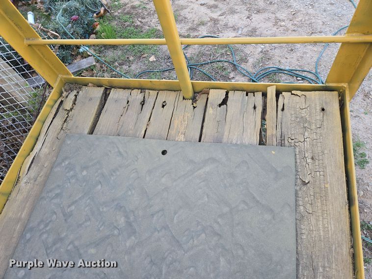 image for item EN8833 Forklift attachments