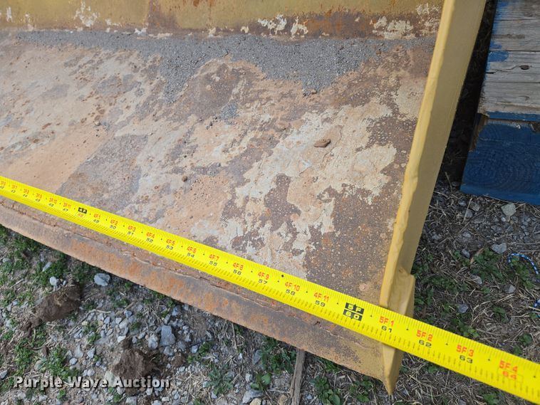 image for item EN8833 Forklift attachments